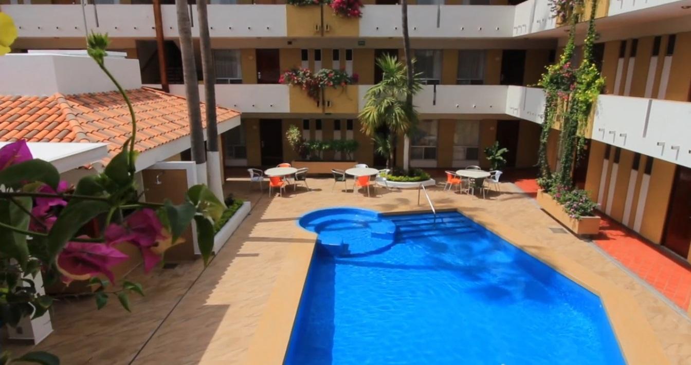 Hotel Azteca Inn Масатлан Экстерьер фото