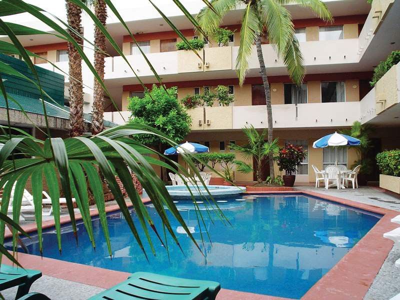 Hotel Azteca Inn Масатлан Экстерьер фото