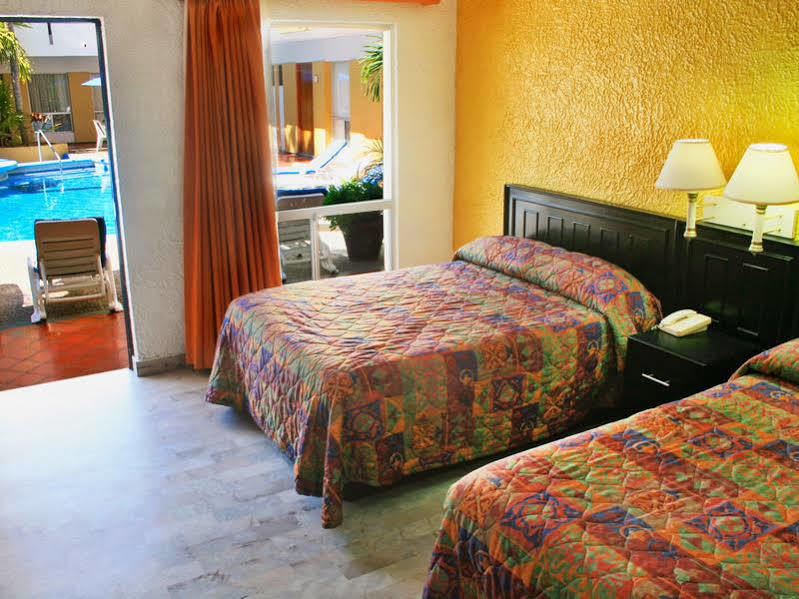 Hotel Azteca Inn Масатлан Экстерьер фото